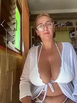 Find your cherished anal broadcaster match with our advanced interactive search and filtering options, allowing you to tailor-make your live event desires.