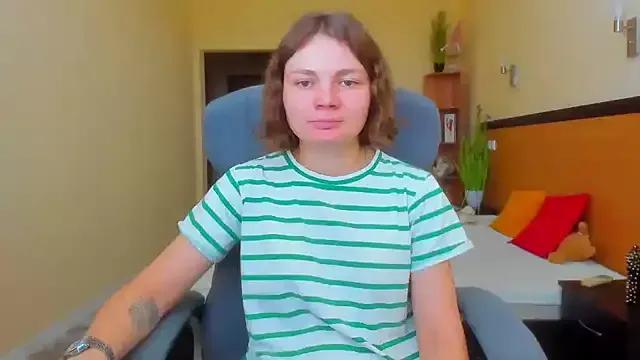 Stella-Maers from StripChat is Freechat