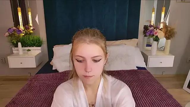 Stellahaart from StripChat is Freechat