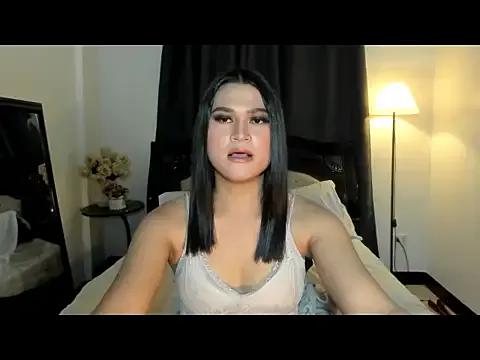 sugarbabeMIKKA from StripChat is Freechat