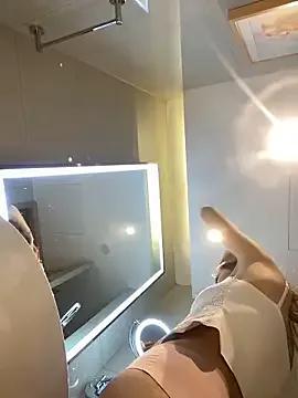 Sunflower-77 from StripChat is Freechat