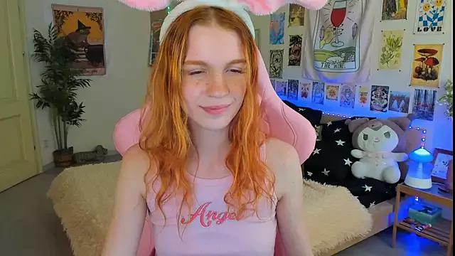 Sunny_Elly from StripChat