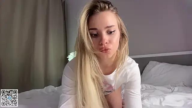 Sunsally from StripChat