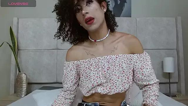 sweet_amalia4 from StripChat is Freechat