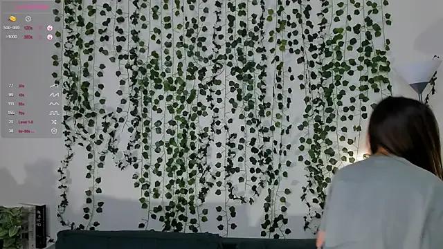 sweet_and_flirt from StripChat is Freechat