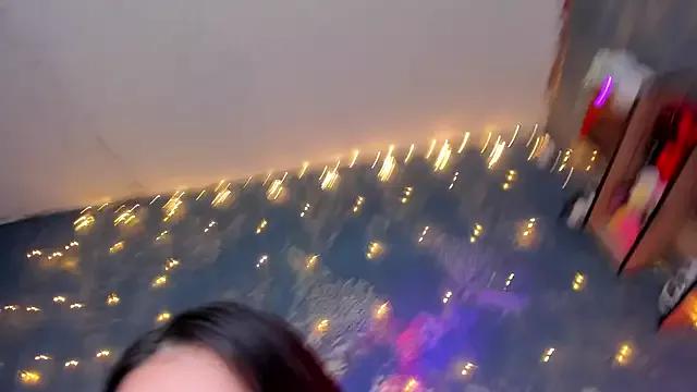 sweet_chris_diamond from StripChat is Freechat