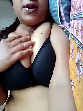 sweet_jenni from StripChat is Freechat