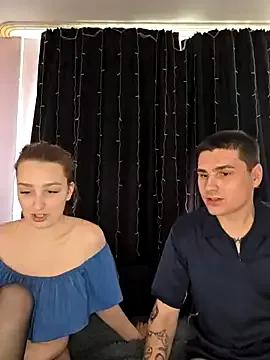 Sweet_Little_Lie from StripChat is Freechat