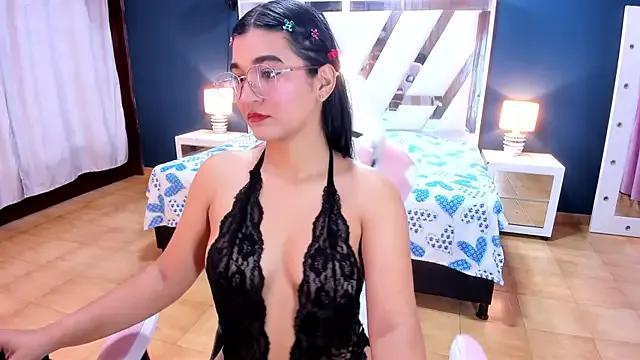 sweet_melody1 from StripChat is Freechat