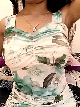 Sweets-jaanu from StripChat is Freechat