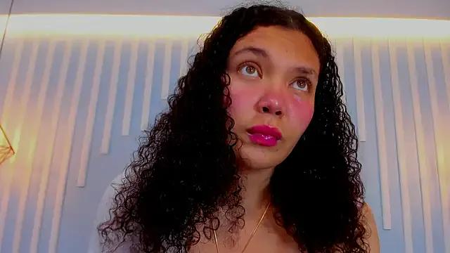 SweetStarr_ from StripChat