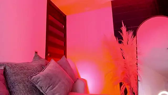 sweett-mary from StripChat is Freechat