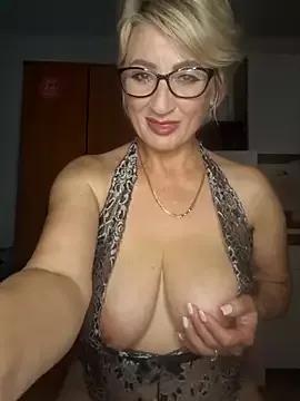 Find your cherished anal broadcaster match with our advanced interactive search and filtering options, allowing you to tailor-make your live event desires.