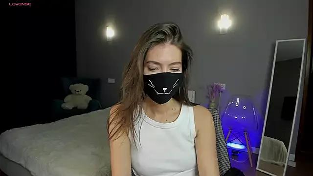 take_me_to_moon from StripChat is Freechat