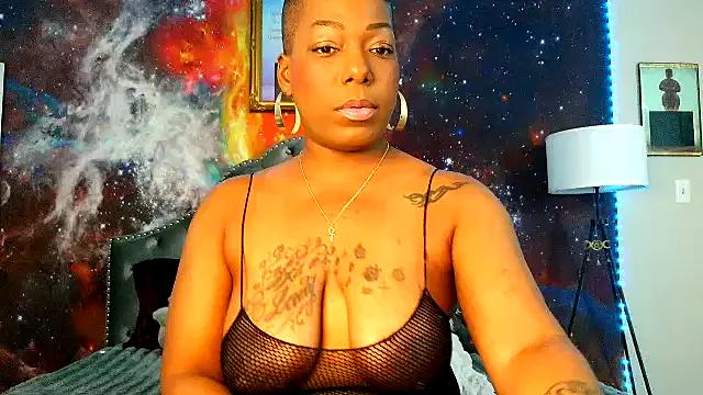 TaliaReign from StripChat is Freechat