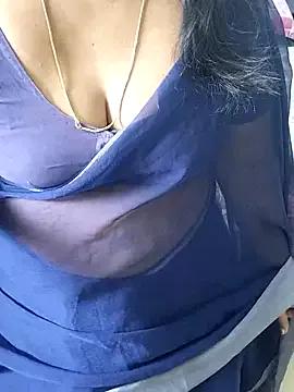 tamil_chitra12 from StripChat is Freechat