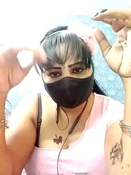 tamil_Vennila from StripChat is Freechat