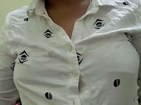 Tamilselvi19 from StripChat is Freechat