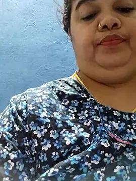 tamilthanushri from StripChat is Freechat