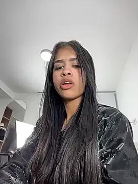 Tatishernandez from StripChat is Freechat