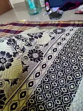 TELUGUPILLA143 from StripChat is Freechat