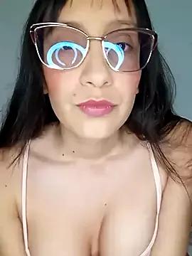 Find your cherished anal broadcaster match with our advanced interactive search and filtering options, allowing you to tailor-make your live event desires.