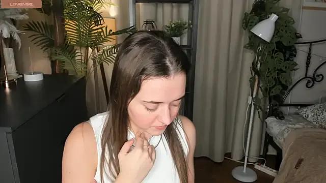 ThelmaJusto from StripChat is Freechat