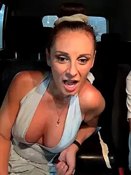 Find your cherished anal broadcaster match with our advanced interactive search and filtering options, allowing you to tailor-make your live event desires.