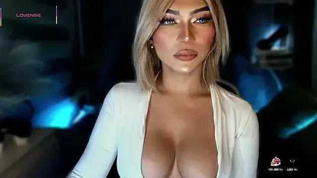 TheTSwomanofyourdesire_ from StripChat is Freechat