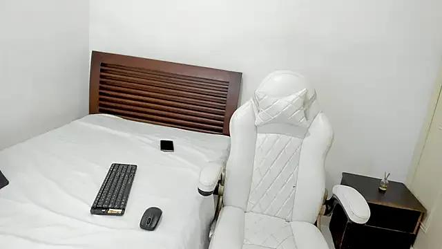 Find your cherished anal broadcaster match with our advanced interactive search and filtering options, allowing you to tailor-make your live event desires.