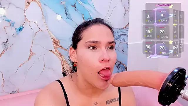 TIFFANY_GLOW__ from StripChat is Freechat