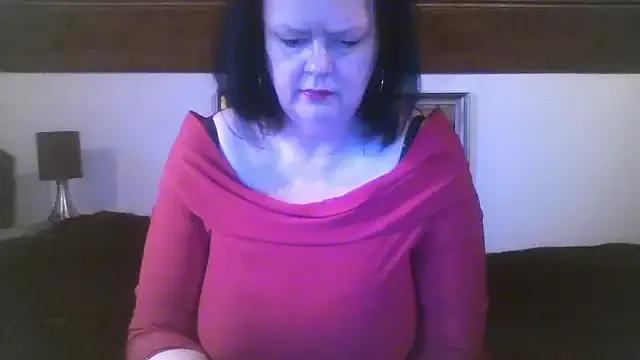 TiffanyMature from StripChat is Freechat