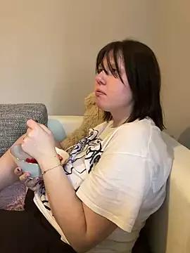 Tightassslut18 from StripChat is Freechat