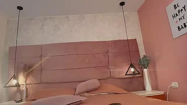 Tinylovefg from StripChat is Freechat