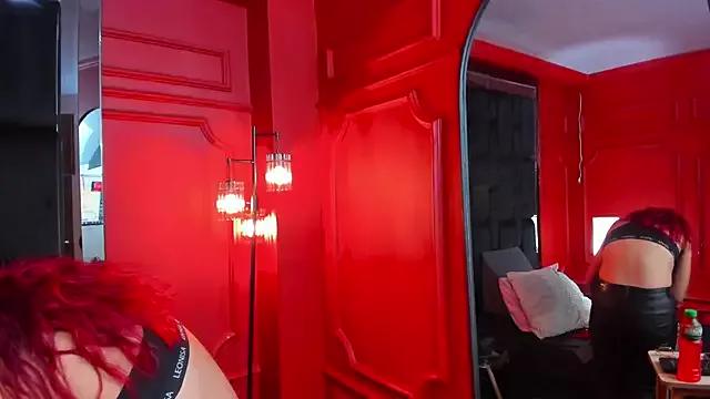 tinyrivera from StripChat is Freechat