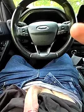 Titanhoott from StripChat