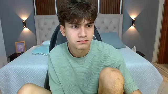 Tommy18__ from StripChat