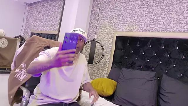 Tommy__Sex from StripChat is Freechat