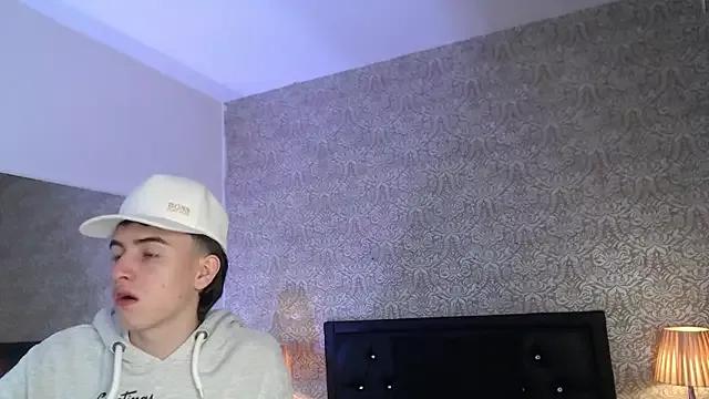 Tommy_mia18 from StripChat is Freechat