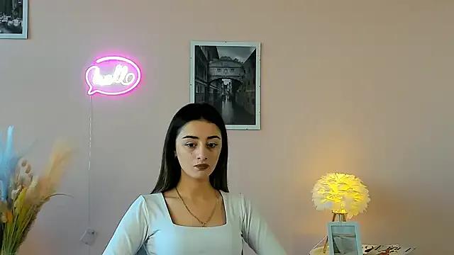 TovaNicometo from StripChat is Freechat