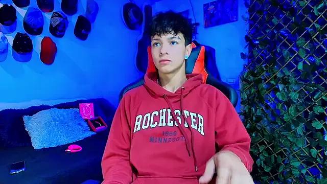 Find your cherished anal broadcaster match with our advanced interactive search and filtering options, allowing you to tailor-make your live event desires.