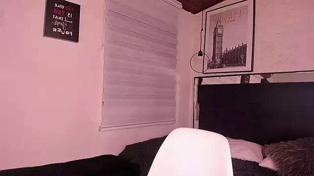 tylla_ from StripChat is Freechat