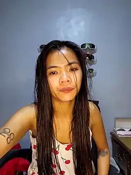 Ursexy_pinay_skinnyxx from StripChat is Freechat