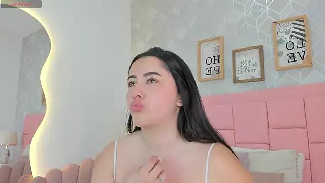 Vale_Hernandez0 from StripChat is Freechat