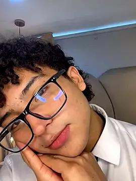 Find your cherished anal broadcaster match with our advanced interactive search and filtering options, allowing you to tailor-make your live event desires.