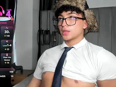 Valentin0_3 from StripChat is Freechat