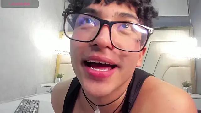 Find your cherished anal broadcaster match with our advanced interactive search and filtering options, allowing you to tailor-make your live event desires.