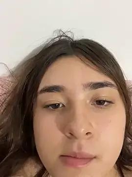 Valentina_ro from StripChat is Freechat