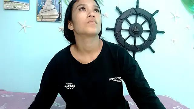 valeria18sexy from StripChat is Freechat