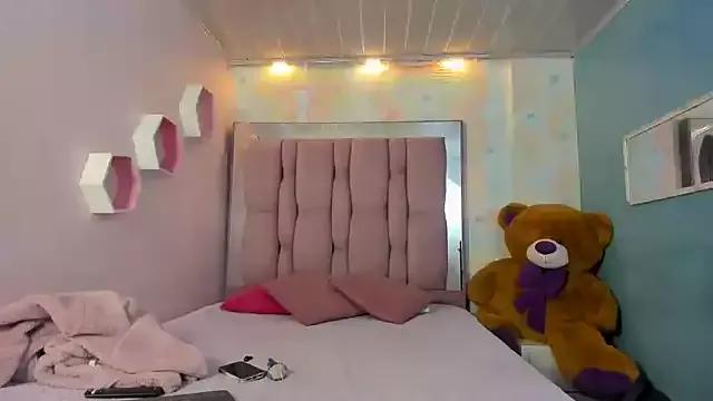 vampgyal_angels from StripChat is Freechat